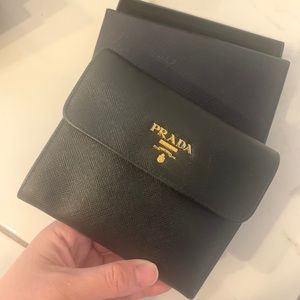 COPY - Prada saffiano leather wallet